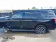 2024 Chevrolet Tahoe Z71 с VIN 1GNSKPKD6RR405548, выставлен на аукционе IAAI как лот 41508313 с пробегом 1 749 миль миль и . История ставок и продаж доступна на DreamBid. Изображение 14.