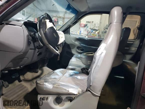 1997 Ford F-150 XL z VIN 1FTEX17L4VNB66880, wystawiony jako Copart lot #46084745 z przebiegiem 224 185 mil mil oraz Szkoda całkowita • Salvage title. Historia ofert i sprzedaży dostępna na DreamBid. Obrazek 7.