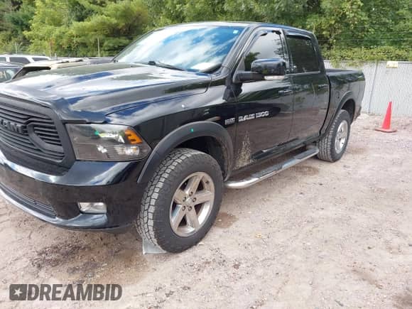 2012 Ram 1500 Sport with VIN 1C6RD7MT5CS178608, listed as a IAAI auction lot 43141258 with 129,309 mi miles and . Bid and sale history available at DreamBid. Image 17.
