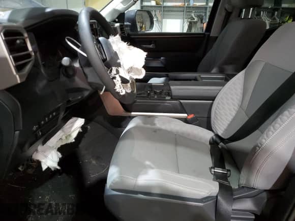 2024 Toyota Tundra SR5 with VIN 5TFLA5DA0RX227171, listed as a Copart auction lot 42084915 with 2,695 mi miles and Salvage title. Bid and sale history available at DreamBid. Image 7.