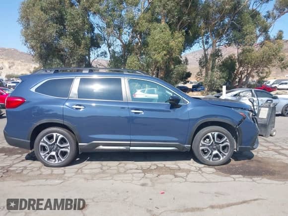 2024 Subaru Ascent Touring with VIN 4S4WMAWD1R3401854, listed as a IAAI auction lot 43304735 with 27,623 mi miles and . Bid and sale history available at DreamBid. Image 14.