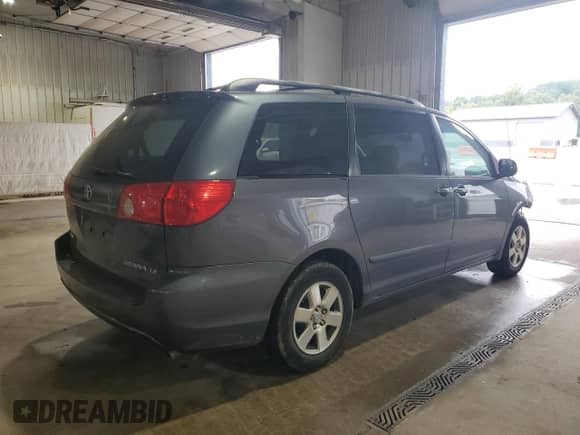 2008 Toyota Sienna CE с VIN 5TDZK23C58S196464, выставлен на аукционе Copart как лот 84249935 с пробегом 251 088 миль миль и Списание • Salvage title. История ставок и продаж доступна на DreamBid. Изображение 3.