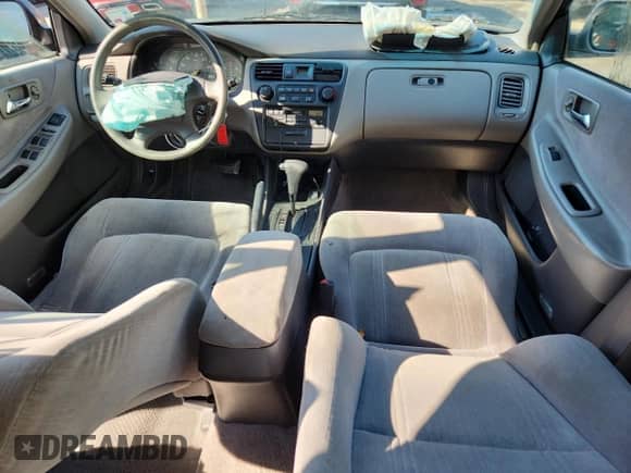 2000 Honda Accord LX с VIN 1HGCG1641YA048168, выставлен на аукционе Copart как лот 80166065 с пробегом 64 489 миль миль и Списание • Salvage title. История ставок и продаж доступна на DreamBid. Изображение 8.
