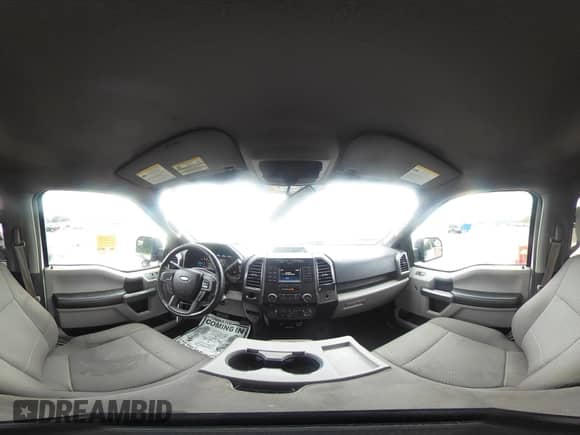 2017 Ford F-150 XL z VIN 1FTEW1CP2HFC56023, wystawiony jako IAAI lot #42892341 z przebiegiem 97 010 mil mil oraz . Historia ofert i sprzedaży dostępna na DreamBid. Obrazek 18.