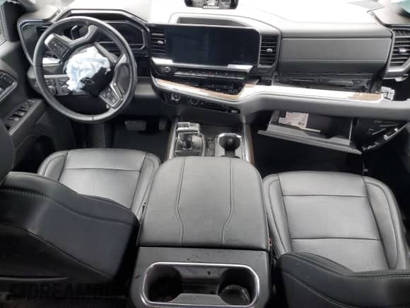 2024 Chevrolet Silverado 1500 LT Trail Boss с VIN 3GCUDFE82RG137103, выставлен на аукционе Copart как лот 64241895 с пробегом Не указан миль и Списание • Salvage title. История ставок и продаж доступна на DreamBid. Изображение 8.