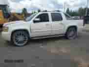 2008 Chevrolet Avalanche 2LT with VIN 3GNEC12048G233569, listed as a Copart auction lot 56966565 with 17,228 mi miles and Salvage title. Bid and sale history available at DreamBid. Image 1.