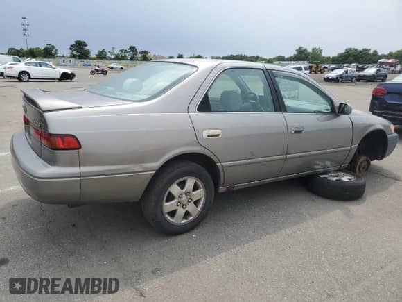1997 Toyota Camry LE с VIN 4T1BG22K6VU065896, выставлен на аукционе Copart как лот 67313895 с пробегом 252 321 миль миль и Списание • Salvage title. История ставок и продаж доступна на DreamBid. Изображение 3.