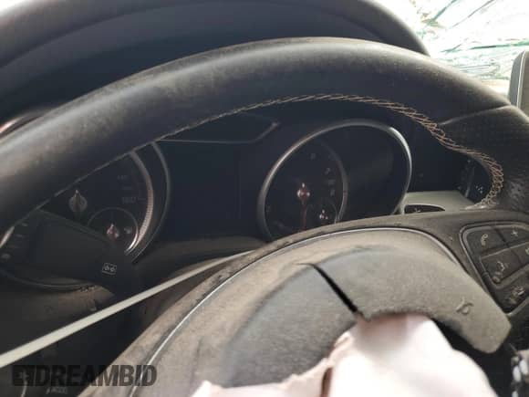 2017 Mercedes-Benz CLA 250 с VIN WDDSJ4EB2HN444718, выставлен на аукционе Copart как лот 50986955 с пробегом Не указан миль и Списание • Salvage title. История ставок и продаж доступна на DreamBid. Изображение 9.