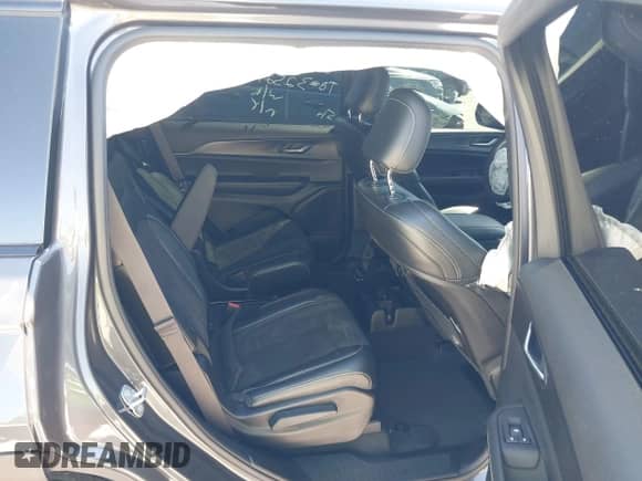 2023 Jeep Grand Cherokee Altitude с VIN 1C4RJJAG0P8814120, выставлен на аукционе IAAI как лот 41853023 с пробегом 30 313 миль миль и . История ставок и продаж доступна на DreamBid. Изображение 8.