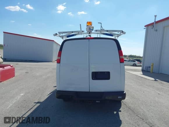 2015 Chevrolet Express Cargo with VIN 1GCWGFCFXF1154470, listed as a IAAI auction lot 42664806 with Not provided miles and . Bid and sale history available at DreamBid. Image 16.