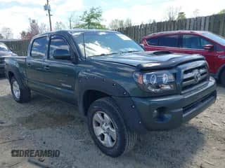 2010 Toyota Tacoma z VIN 5TEMU4FN3AZ718871, wystawiony jako IAAI lot #42055583 z przebiegiem 241 870 mil mil oraz . Historia ofert i sprzedaży dostępna na DreamBid. Obrazek 1.