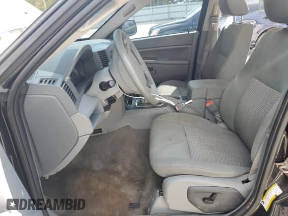 2007 Jeep Grand Cherokee Laredo с VIN 1J8GR48K47C628579, выставлен на аукционе Copart как лот 81280495 с пробегом 210 296 миль миль и Списание • Salvage title. История ставок и продаж доступна на DreamBid. Изображение 7.