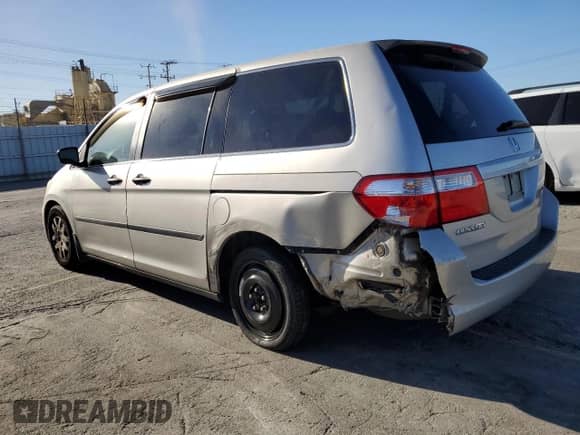 2007 Honda Odyssey LX с VIN 5FNRL38267B048104, выставлен на аукционе Copart как лот 87488925 с пробегом 117 119 миль миль и Списание • Salvage title. История ставок и продаж доступна на DreamBid. Изображение 2.