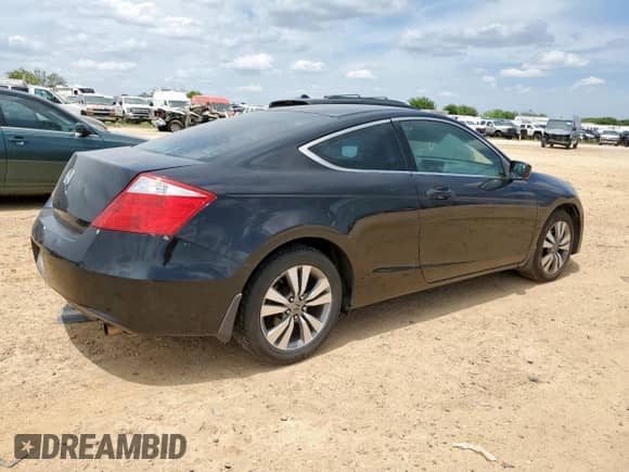 2008 Honda Accord LX-S with VIN 1HGCS12388A026213, listed as a Copart auction lot 66049275 with 208,112 mi miles and Clean title. Bid and sale history available at DreamBid. Image 3.