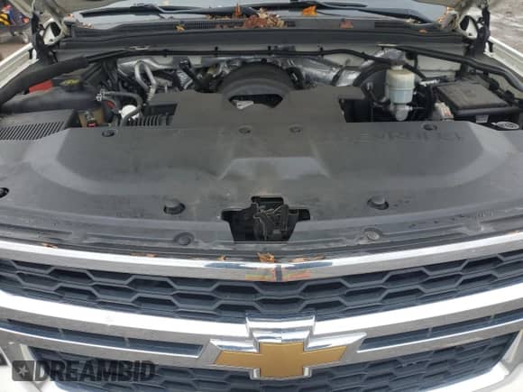 2015 Chevrolet Tahoe LT z VIN 1GNSKBKC7FR140032, wystawiony jako Copart lot #86705035 z przebiegiem 131 618 mil mil oraz Czysty tytuł • Clean title. Historia ofert i sprzedaży dostępna na DreamBid. Obrazek 12.