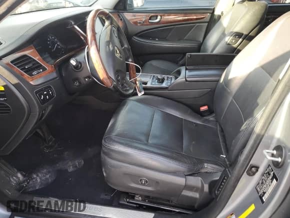 2016 Hyundai Equus Ultimate with VIN KMHGH4JH1GU101534, listed as a Copart auction lot 82765804 with 122,091 mi miles and Salvage title. Bid and sale history available at DreamBid. Image 7.