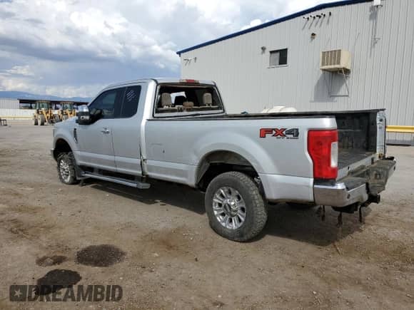 2018 Ford F-250 XL с VIN 1FT7X2B65JEC67291, выставлен на аукционе Copart как лот 81101835 с пробегом 153 373 миль миль и Списание • Salvage title. История ставок и продаж доступна на DreamBid. Изображение 2.