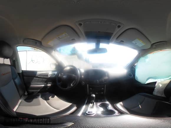 2019 Nissan Pathfinder SV с VIN 5N1DR2MMXKC643081, выставлен на аукционе IAAI как лот 43200122 с пробегом 171 492 миль миль и . История ставок и продаж доступна на DreamBid. Изображение 18.