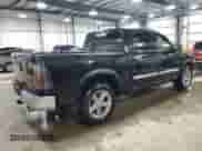 2010 Dodge 1500 SLT z VIN 1D7RV1CT2AS262361, wystawiony jako Copart lot #56317015 z przebiegiem 196 982 mil mil oraz Szkoda całkowita • Salvage title. Historia ofert i sprzedaży dostępna na DreamBid. Obrazek 3.