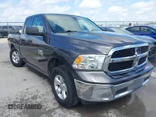 2020 Ram 1500 Tradesman z VIN 1C6RR6FG7LS114615, wystawiony jako IAAI lot #42061182 z przebiegiem 97 341 mil mil oraz . Historia ofert i sprzedaży dostępna na DreamBid. Obrazek 1.