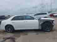 2015 Chrysler 300 S with VIN 2C3CCABG5FH908781, listed as a IAAI auction lot 42770331 with 161,971 mi miles and . Bid and sale history available at DreamBid. Image 14.