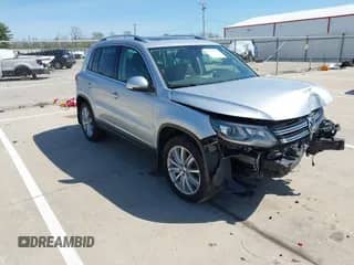 2016 Volkswagen Tiguan S с VIN WVGAV7AXXGW575199, выставлен на аукционе IAAI как лот 42133129 с пробегом 95 506 миль миль и . История ставок и продаж доступна на DreamBid. Изображение 1.