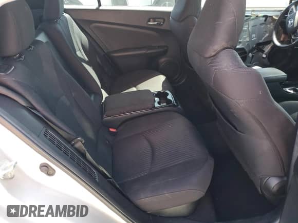 2018 Toyota Prius Plus z VIN JTDKARFP7J3099284, wystawiony jako Copart lot #58186915 z przebiegiem 51 694 mil mil oraz Szkoda całkowita • Salvage title. Historia ofert i sprzedaży dostępna na DreamBid. Obrazek 10.