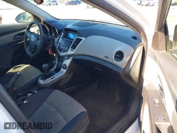 2015 Chevrolet Cruze LS with VIN 1G1PB5SH2F7291005, listed as a IAAI auction lot 41262811 with 112,153 mi miles and . Bid and sale history available at DreamBid. Image 5.