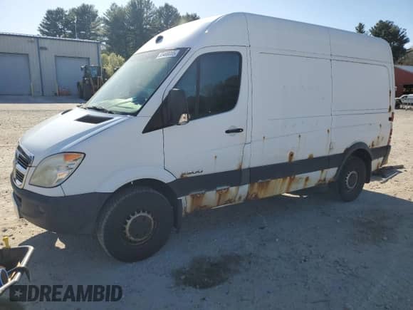 2007 Dodge Sprinter with VIN WD0PE745X75151060, listed as a Copart auction lot 55468055 with 42,600 mi miles and Clean title. Bid and sale history available at DreamBid. Image 1.