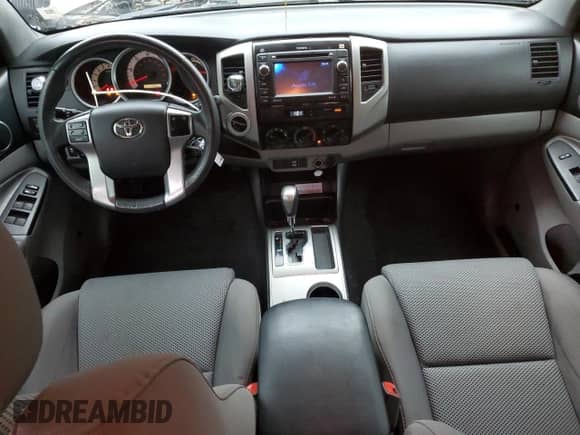 2012 Toyota Tacoma с VIN 3TMMU4FN0CM043738, выставлен на аукционе Copart как лот 81942235 с пробегом 134 867 миль миль и Списание • Salvage title. История ставок и продаж доступна на DreamBid. Изображение 8.