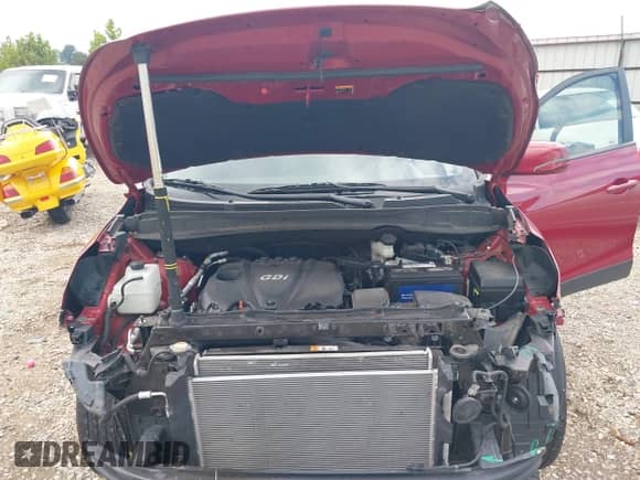 2015 Hyundai Tucson SE with VIN KM8JU3AG9FU115473, listed as a IAAI auction lot 43252750 with 56,571 mi miles and . Bid and sale history available at DreamBid. Image 10.