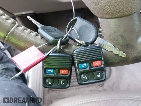 2004 Ford Explorer Eddie Bauer with VIN 1FMZU64K34UB38538, listed as a IAAI auction lot 43427538 with 191,771 mi miles and . Bid and sale history available at DreamBid. Image 11.