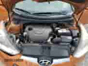 2016 Hyundai Veloster z VIN KMHTC6AD8GU295047, wystawiony jako Copart lot #84794875 z przebiegiem 169 732 mil mil oraz Szkoda całkowita • Salvage title. Historia ofert i sprzedaży dostępna na DreamBid. Obrazek 11.