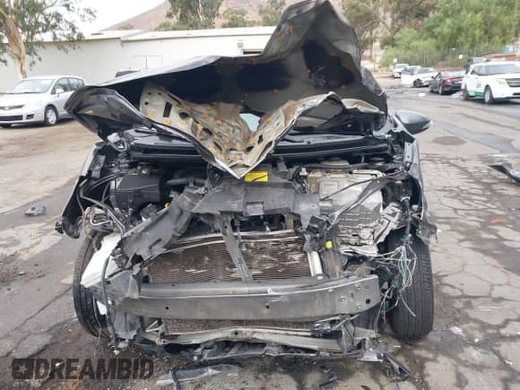 2015 Toyota Prius One z VIN JTDKDTB31F1580917, wystawiony jako IAAI lot #43198076 z przebiegiem 138 011 mil mil oraz . Historia ofert i sprzedaży dostępna na DreamBid. Obrazek 12.