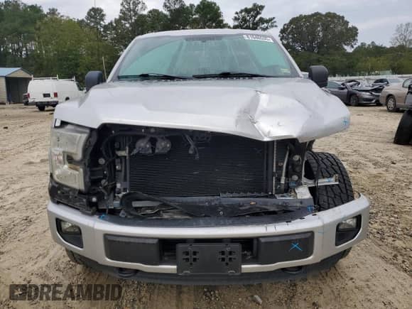 2015 Ford F-150 XLT z VIN 1FTFX1EG8FFB58982, wystawiony jako Copart lot #81646535 z przebiegiem 81 154 mil mil oraz Szkoda całkowita • Salvage title. Historia ofert i sprzedaży dostępna na DreamBid. Obrazek 5.