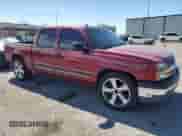 2005 Chevrolet Silverado 1500 LT с VIN 2GCEC13T451105970, выставлен на аукционе Copart как лот 48827145 с пробегом 174 521 миль миль и Списание • Salvage title. История ставок и продаж доступна на DreamBid. Изображение 4.
