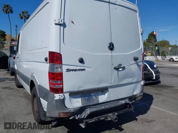2008 Dodge Sprinter with VIN WD0PE745X85330345, listed as a IAAI auction lot 41703128 with 210,199 mi miles and . Bid and sale history available at DreamBid. Image 6.