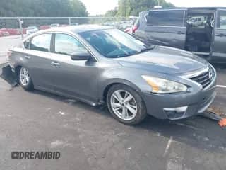 2015 Nissan Altima SL with VIN 1N4AL3AP8FC593497, listed as a IAAI auction lot 43049014 with 110,036 mi miles and . Bid and sale history available at DreamBid. Image 1.