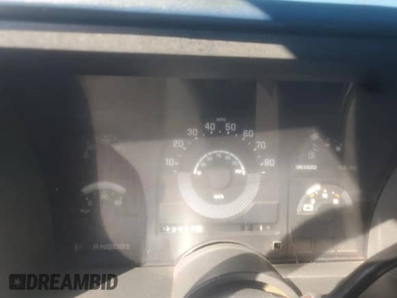 1990 Chevrolet Silverado 1500 с VIN 1GCDC14K6LZ258064, выставлен на аукционе Copart как лот 87400875 с пробегом 330 069 миль миль и Списание • Salvage title. История ставок и продаж доступна на DreamBid. Изображение 9.