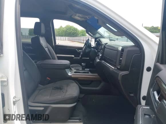 2023 Chevrolet Silverado 1500 RST with VIN 2GCUDEED0P1142975, listed as a IAAI auction lot 42267171 with 51,173 mi miles and . Bid and sale history available at DreamBid. Image 5.