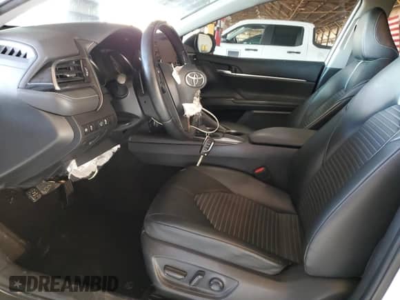 2021 Toyota Camry SE Nightshade z VIN 4T1G11AK9MU578125, wystawiony jako Copart lot #80356625 z przebiegiem 76 123 mil mil oraz Szkoda całkowita • Salvage title. Historia ofert i sprzedaży dostępna na DreamBid. Obrazek 7.