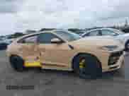 2022 Lamborghini Urus с VIN ZPBUA1ZL3NLA18265, выставлен на аукционе IAAI как лот 40675659 с пробегом 46 439 миль миль и . История ставок и продаж доступна на DreamBid. Изображение 13.