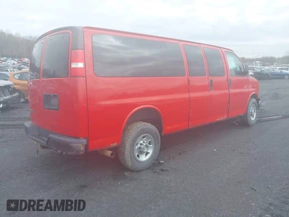 2013 Chevrolet Express Passenger 1LS with VIN 1GAZGZFA0D1175302, listed as a IAAI auction lot 41966297 with 89,514 mi miles and . Bid and sale history available at DreamBid. Image 4.