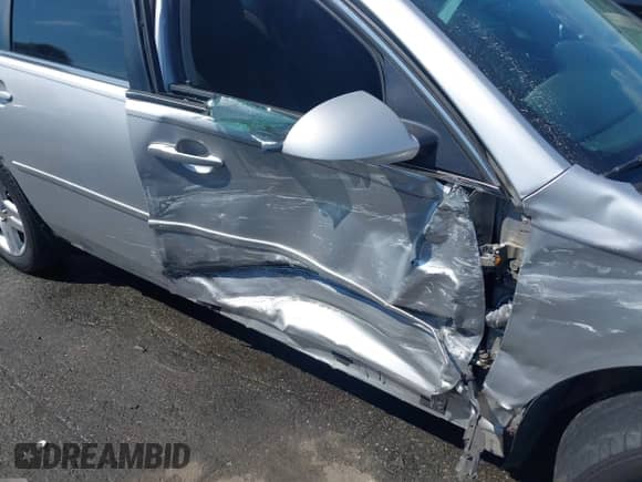 2013 Chevrolet Impala LT с VIN 2G1WB5E33D1130300, выставлен на аукционе IAAI как лот 43252613 с пробегом 206 681 миль миль и . История ставок и продаж доступна на DreamBid. Изображение 6.