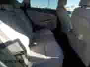 2017 Hyundai Tucson SE z VIN KM8J33A42HU313548, wystawiony jako Copart lot #86123925 z przebiegiem Nie podano mil oraz Szkoda całkowita • Salvage title. Historia ofert i sprzedaży dostępna na DreamBid. Obrazek 10.