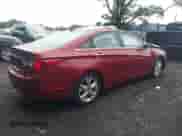 2012 Hyundai Sonata SE z VIN 5NPEC4AC0CH459632, wystawiony jako IAAI lot #42990667 z przebiegiem 99 254 mil mil oraz . Historia ofert i sprzedaży dostępna na DreamBid. Obrazek 4.