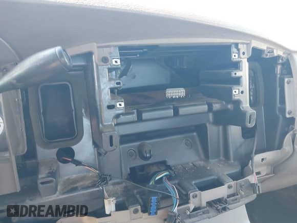 2005 Dodge 1500 SLT с VIN 1D7HU18N35S213698, выставлен на аукционе IAAI как лот 43468291 с пробегом Не указан миль и . История ставок и продаж доступна на DreamBid. Изображение 6.