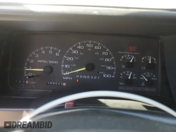 1998 Chevrolet Silverado 1500 z VIN 1GCEC14W1WZ154609, wystawiony jako Copart lot #63862965 z przebiegiem 188 644 mil mil oraz Szkoda całkowita • Salvage title. Historia ofert i sprzedaży dostępna na DreamBid. Obrazek 9.