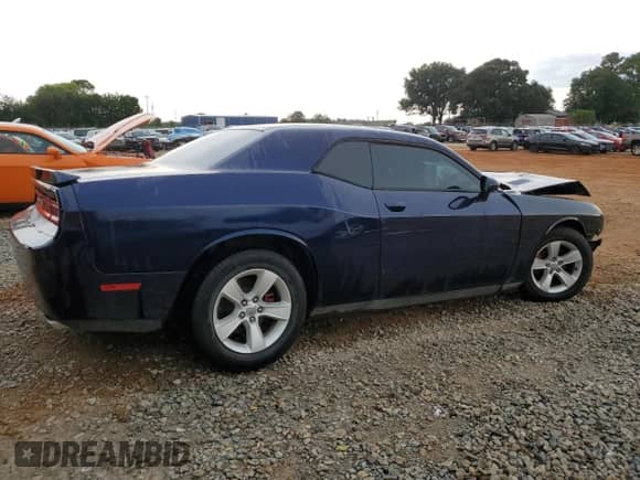 2013 Dodge Challenger SXT z VIN 2C3CDYAG7DH676527, wystawiony jako Copart lot #66930415 z przebiegiem 170 584 mil mil oraz Szkoda całkowita • Salvage title. Historia ofert i sprzedaży dostępna na DreamBid. Obrazek 3.