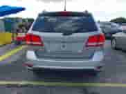 2019 Dodge Journey SE z VIN 3C4PDCBB3KT810618, wystawiony jako IAAI lot #42873612 z przebiegiem 57 662 mil mil oraz . Historia ofert i sprzedaży dostępna na DreamBid. Obrazek 16.